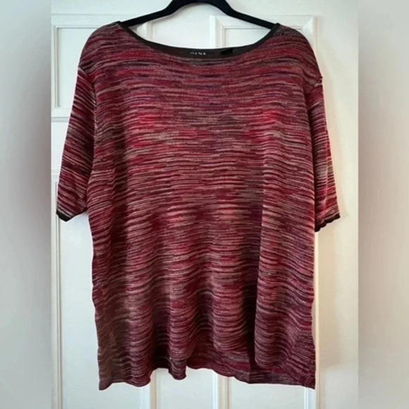 Dana Buchman Sweaters - Dana Buchman Multi colored short sleeve sweater. Size 3x